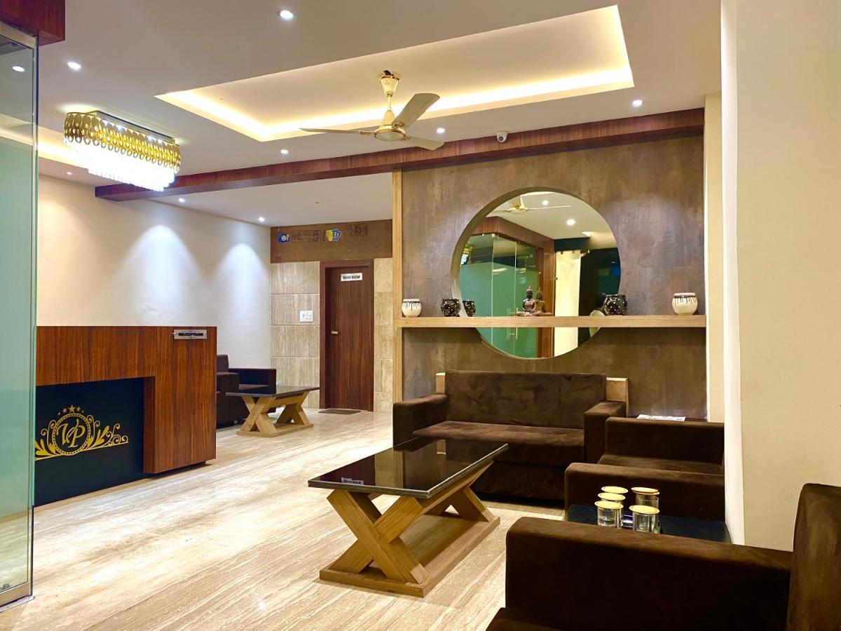 Hotel Vrindavan Palace Indore Exterior foto